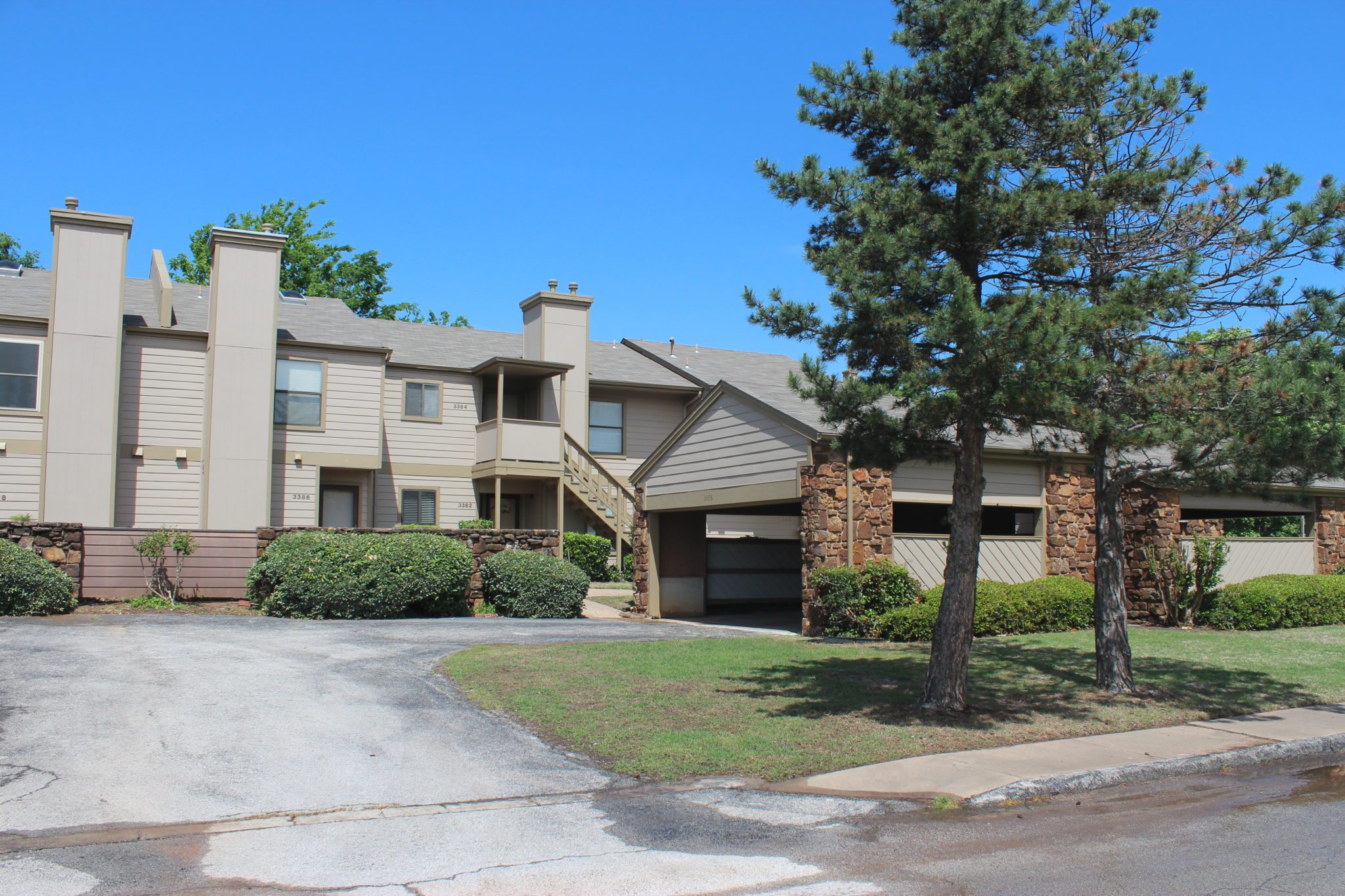 Broken Arrow Condo CJ Real Estate